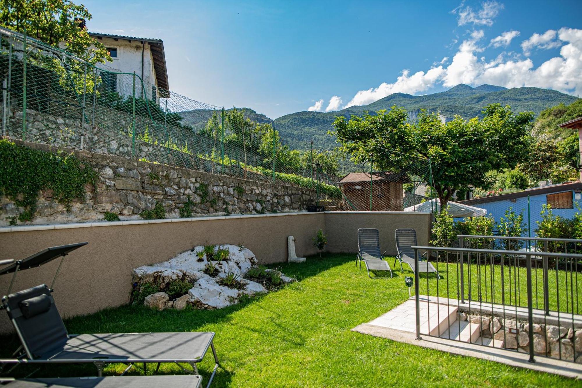 Garda Baldo Apartments Torbole Sul Garda Luaran gambar