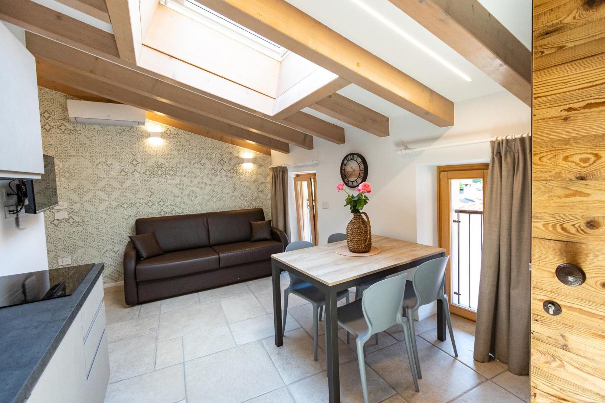 Garda Baldo Apartments Torbole Sul Garda Luaran gambar