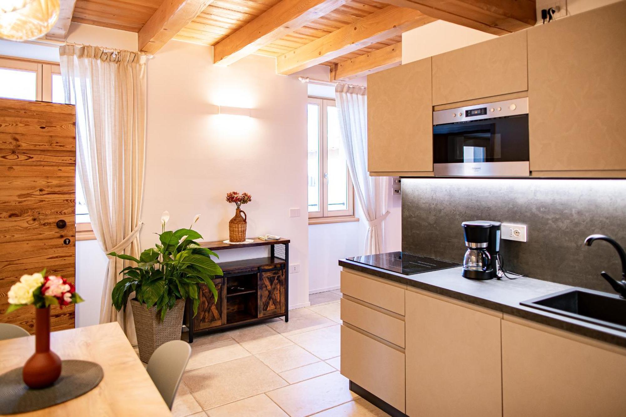 Garda Baldo Apartments Torbole Sul Garda Luaran gambar