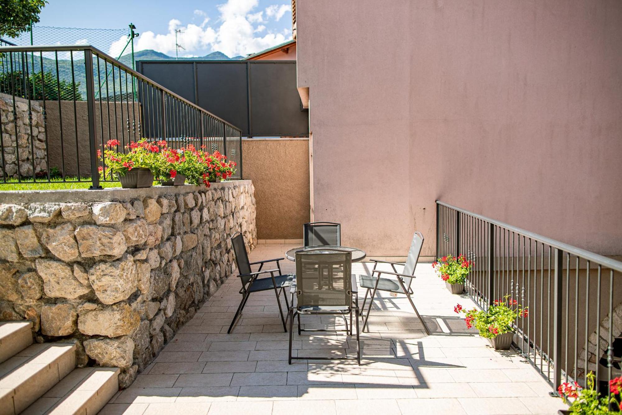 Garda Baldo Apartments Torbole Sul Garda Luaran gambar